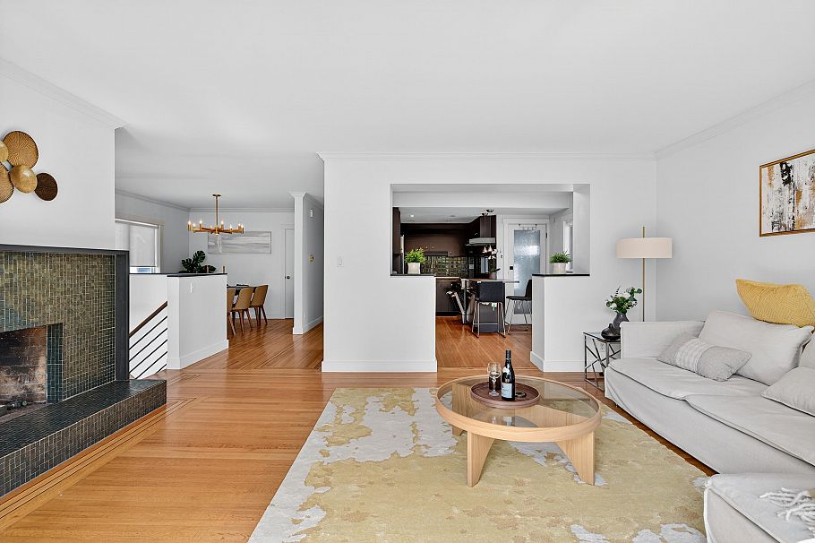 4427 W 7th Avenue Vancouver, BC - 11