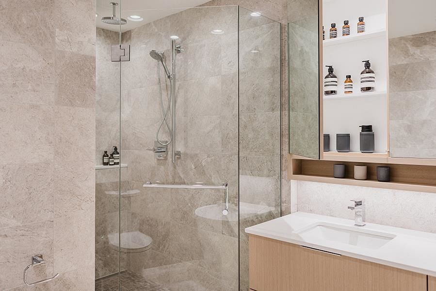 2304 485 W 42nd Avenue Vancouver, BC - 8