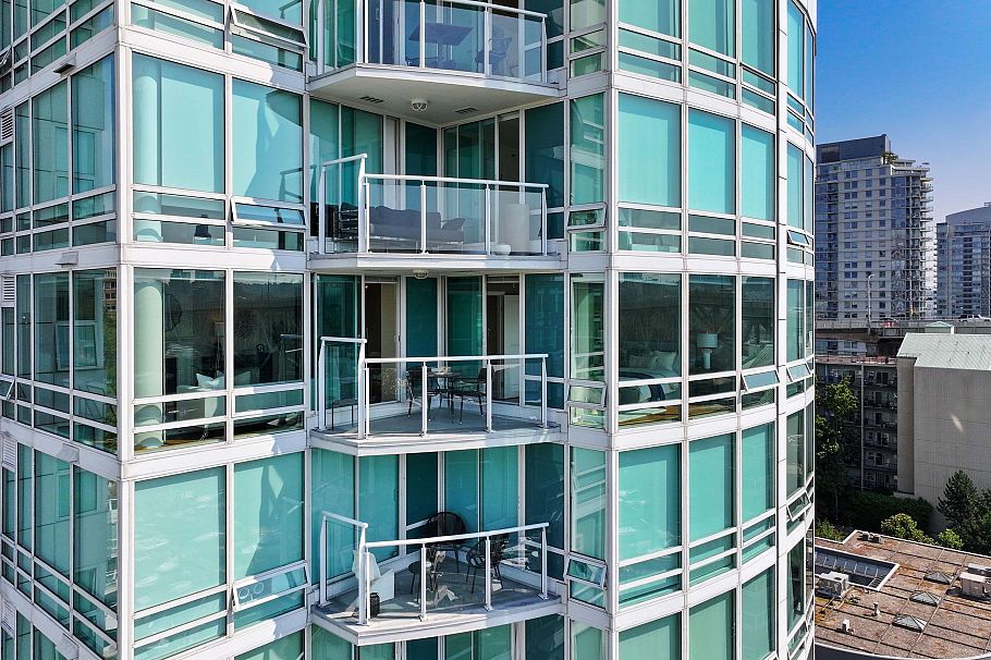 1301 1501 Howe Street Vancouver, BC - 37