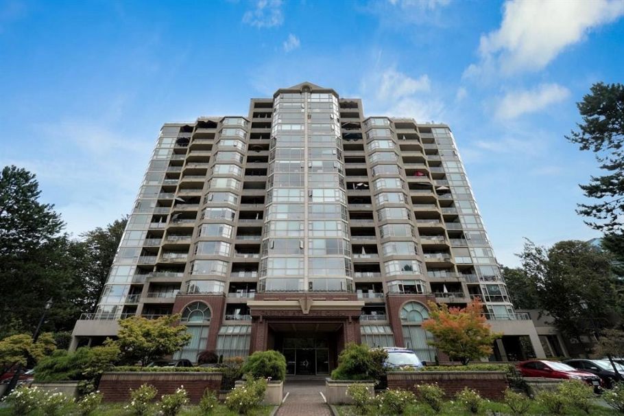 205 1327 E Keith Road North Vancouver, BC - 1