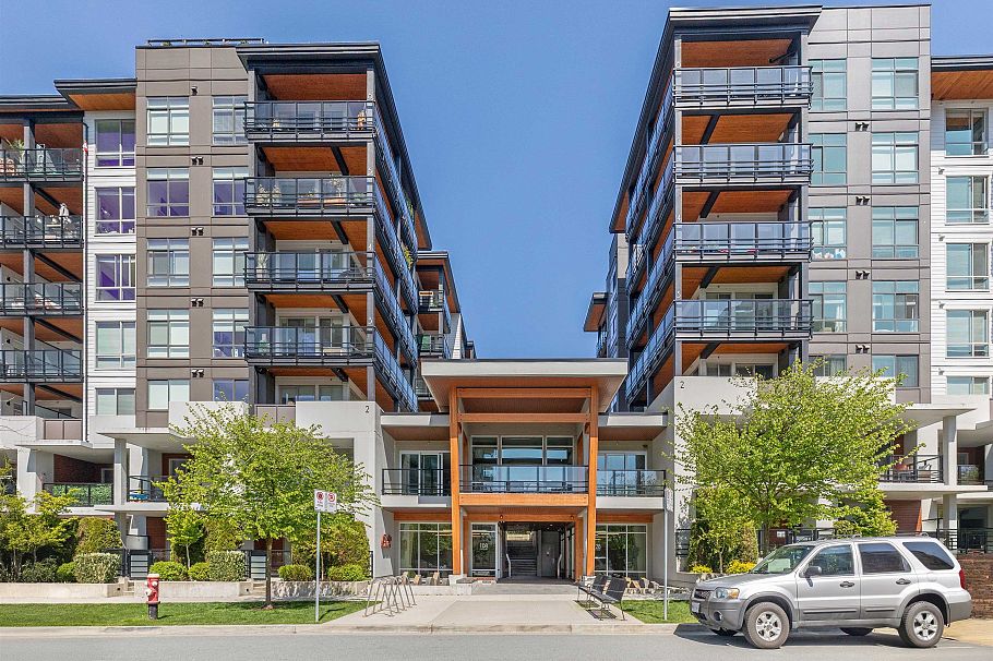 107 128 E 8th Street North Vancouver, BC - 32