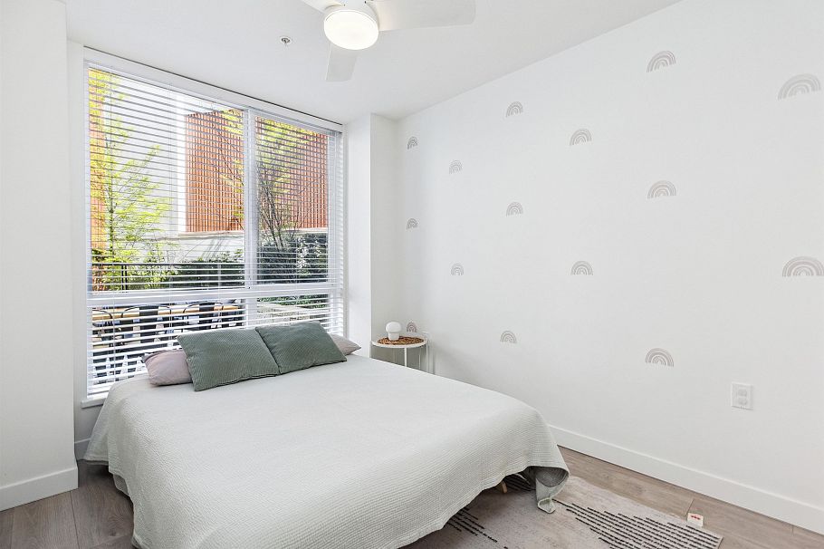 107 128 E 8th Street North Vancouver, BC - 17