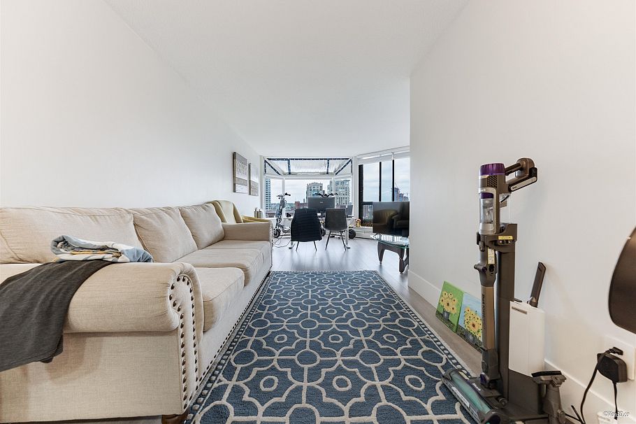 914 950 Drake Street Vancouver, BC - 15