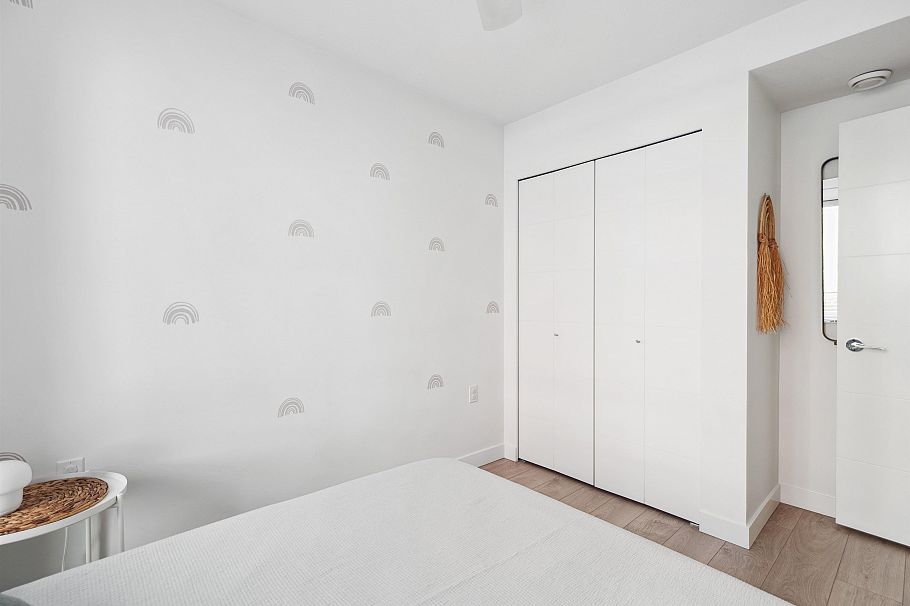 107 128 E 8th Street North Vancouver, BC - 20