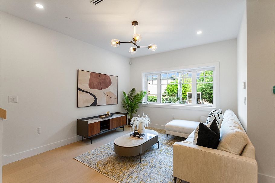 1922 William Street Vancouver, BC - 2