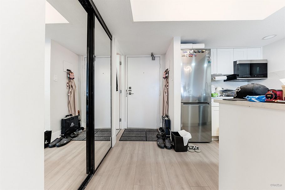 914 950 Drake Street Vancouver, BC - 6