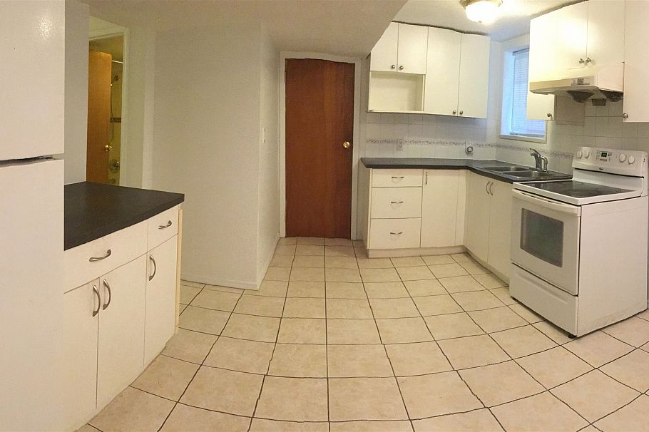 5848 Culloden Street Vancouver, BC - 12