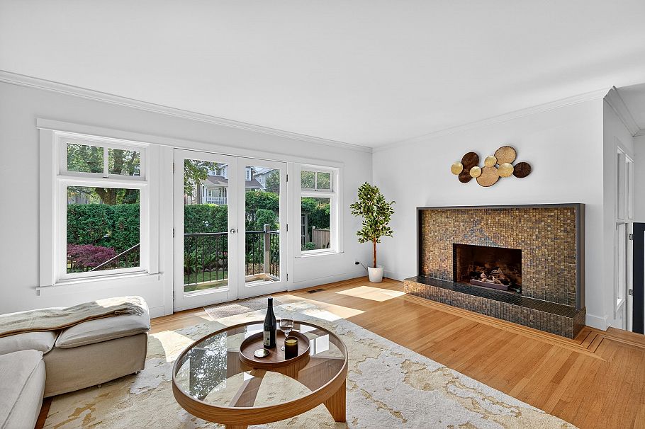 4427 W 7th Avenue Vancouver, BC - 8