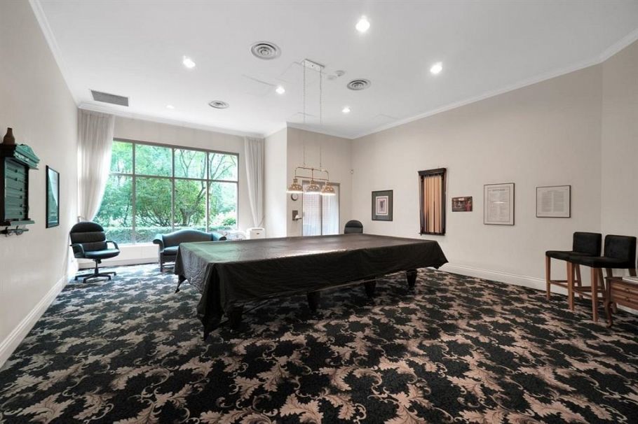 205 1327 E Keith Road North Vancouver, BC - 10