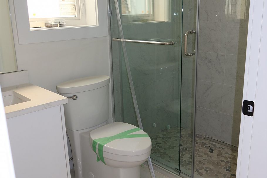 970 Park Drive Vancouver, BC - 7