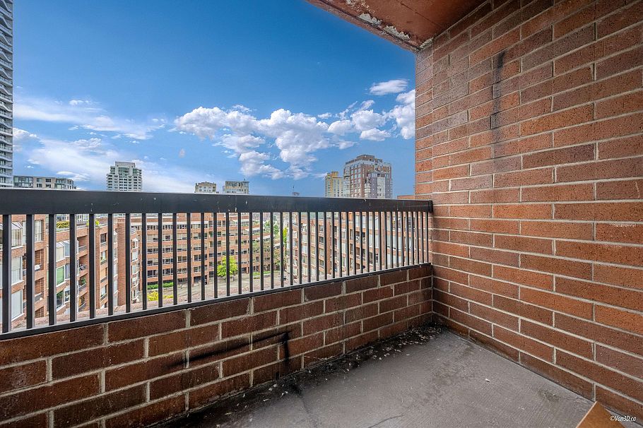 914 950 Drake Street Vancouver, BC - 26