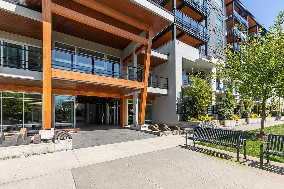 107 128 E 8th Street North Vancouver, BC - 31