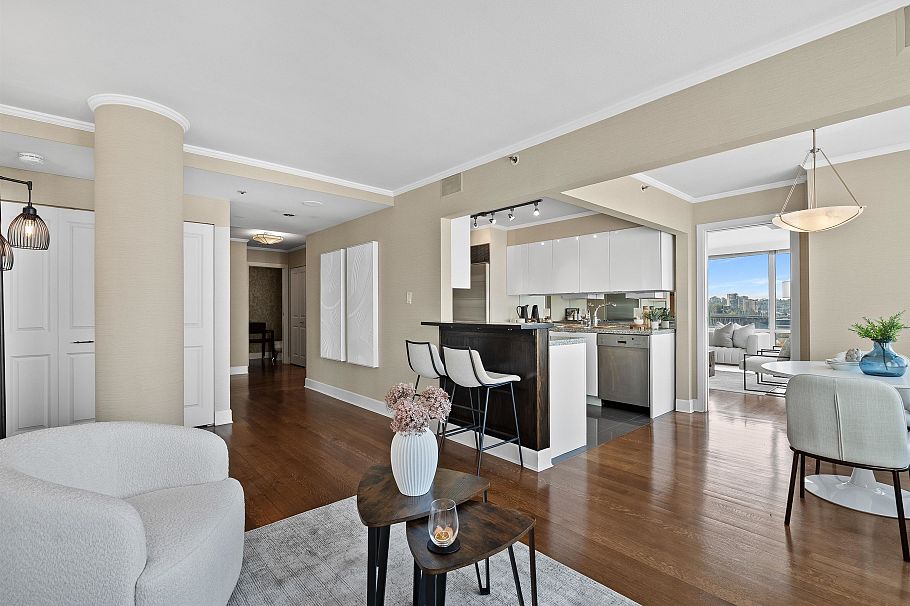 1301 1501 Howe Street Vancouver, BC - 7