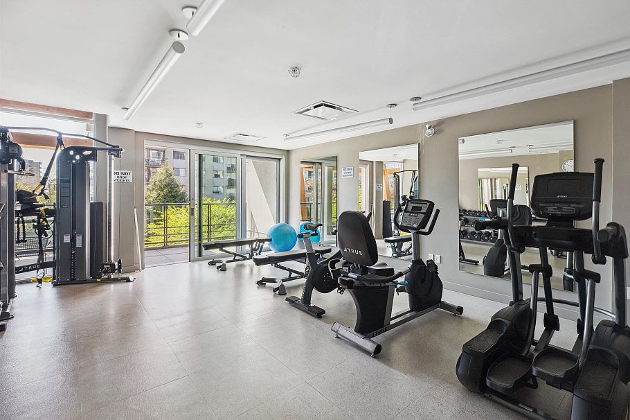 107 128 E 8th Street North Vancouver, BC - 29