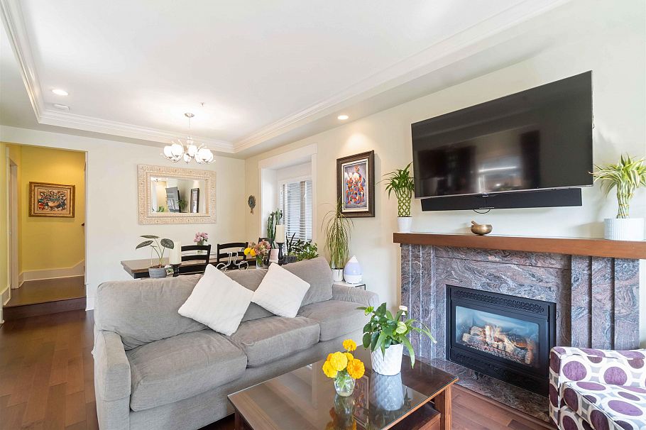 720 W 68th Avenue Vancouver, BC - 9