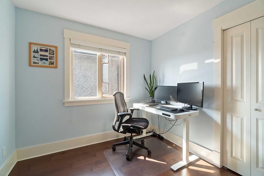 720 W 68th Avenue Vancouver, BC - 19