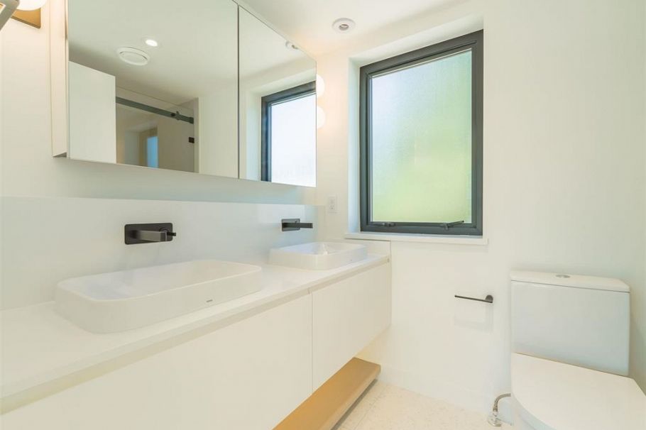 51 550 W 28th Avenue Vancouver, BC - 23