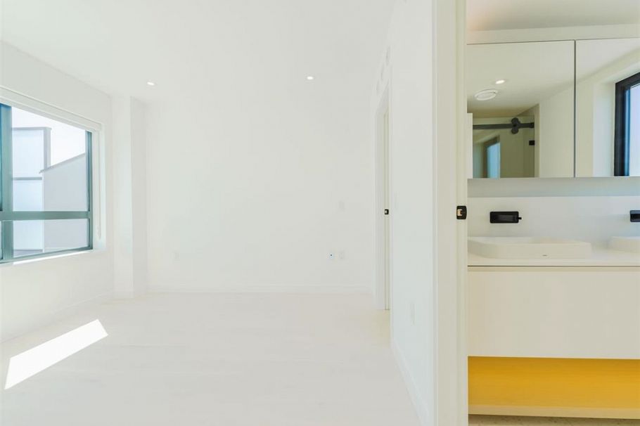 51 550 W 28th Avenue Vancouver, BC - 22