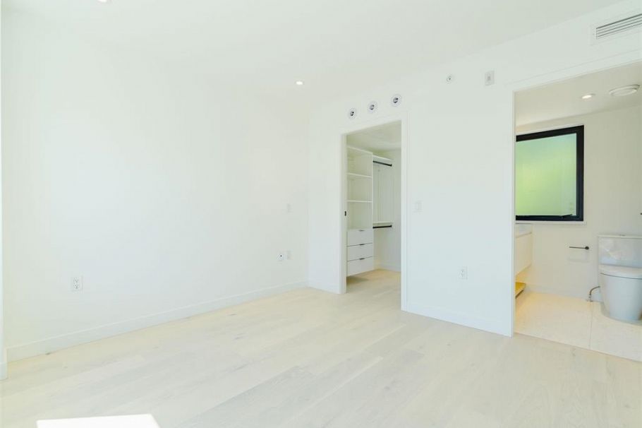 51 550 W 28th Avenue Vancouver, BC - 17