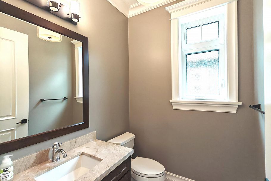 3520 W 37th Avenue Vancouver, BC - 17