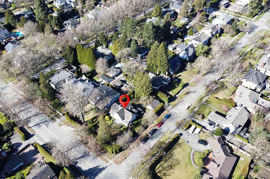 6485 Adera Street Vancouver, BC - 9