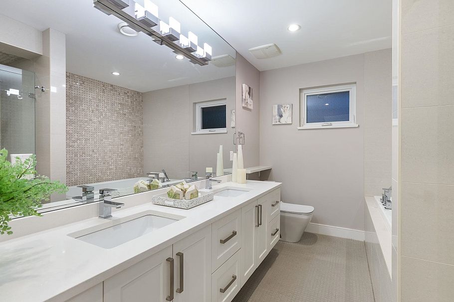 839 W 20th Street North Vancouver, BC - 21