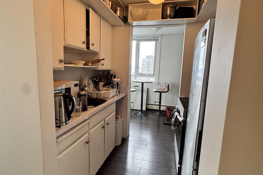 2003 1850 Comox Street Vancouver, BC - 7