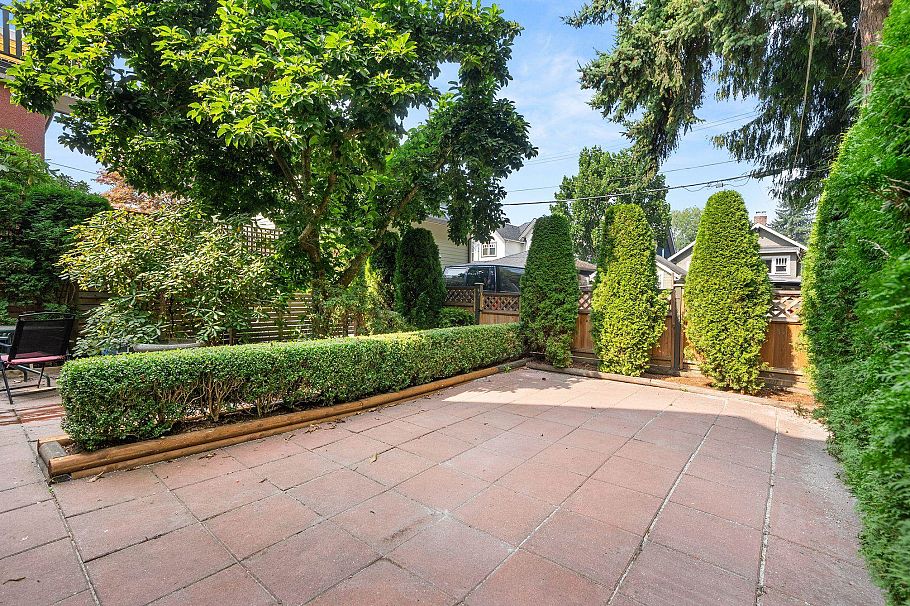 909 W 18th Avenue Vancouver, BC - 27