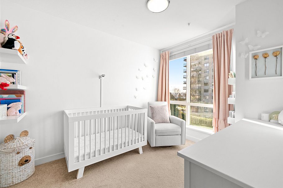 304 108 E 8th Street North Vancouver, BC - 24