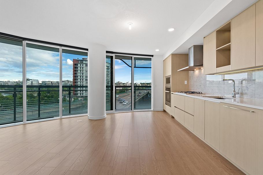 684 87 Nelson Street Vancouver, BC - 26