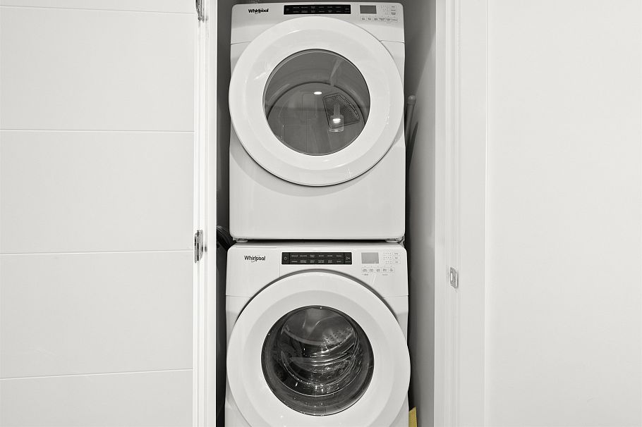 304 108 E 8th Street North Vancouver, BC - 29