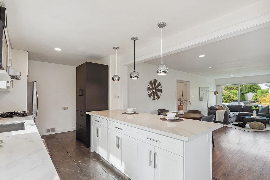 935 Beaconsfield Road North Vancouver, BC - 9