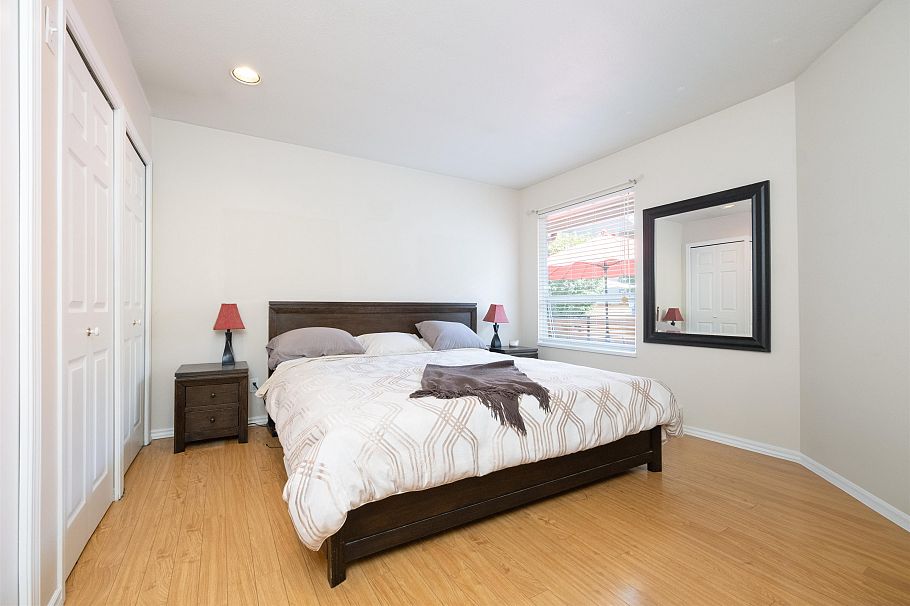 4 260 E 4th Street North Vancouver, BC - 21