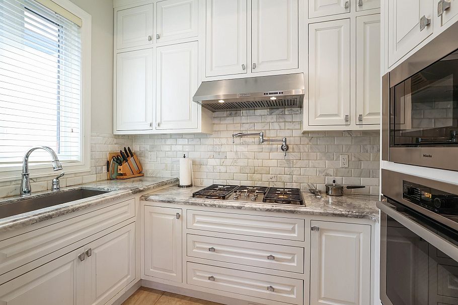 3553 W 31st Avenue Vancouver, BC - 14