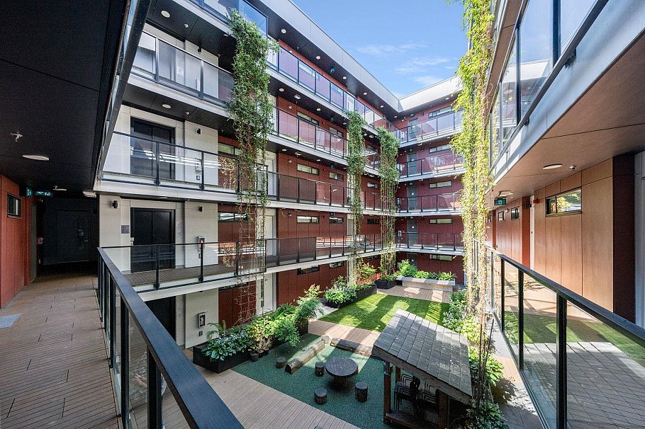 302 1496 Charlotte Road North Vancouver, BC - 30