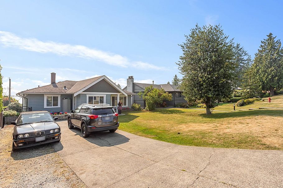 843 Whitchurch Street North Vancouver, BC - 1