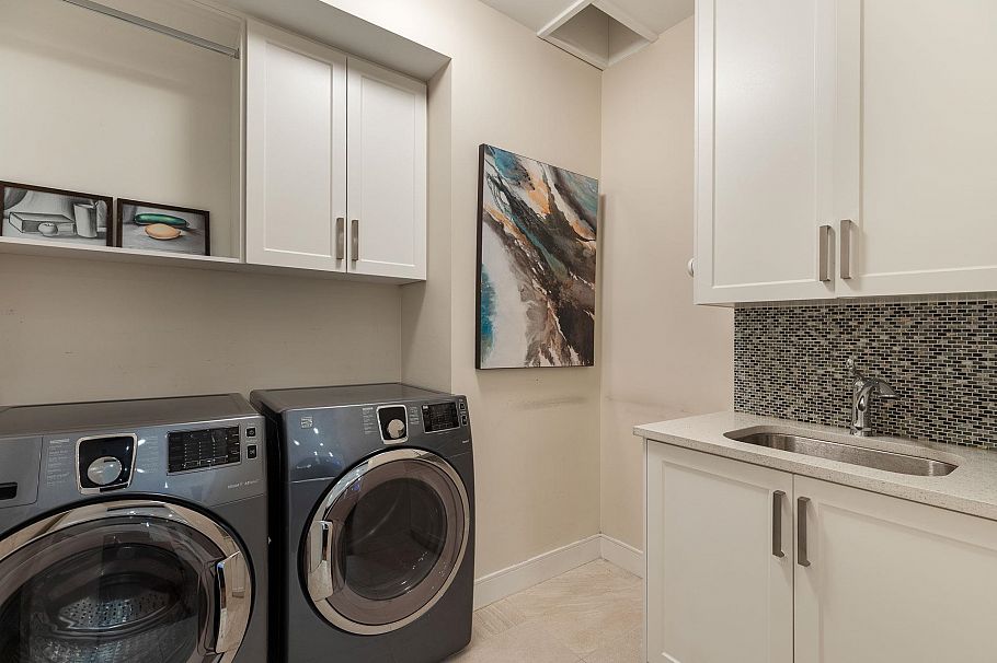 839 W 20th Street North Vancouver, BC - 16