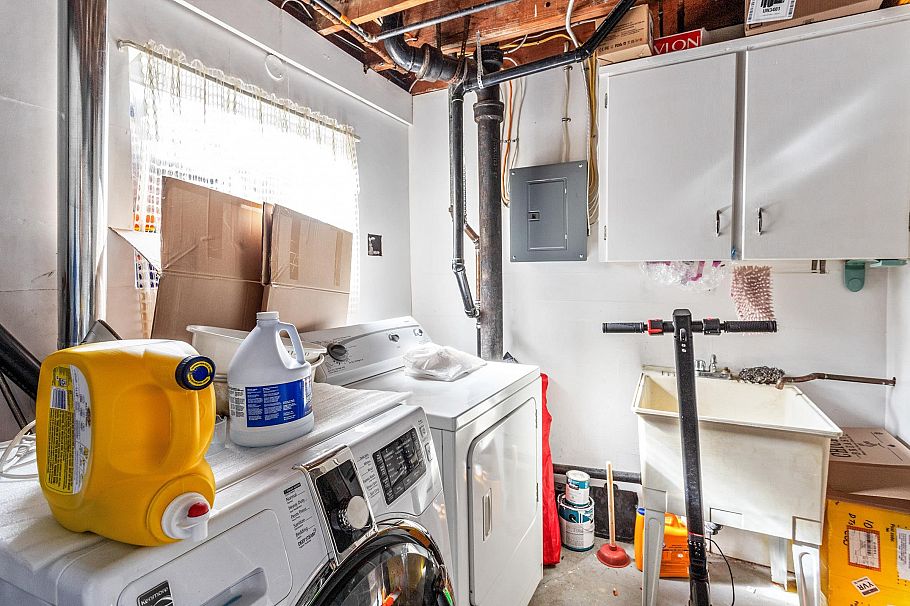 935 Beaconsfield Road North Vancouver, BC - 34