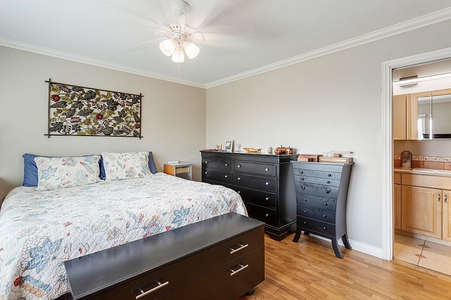 843 Whitchurch Street North Vancouver, BC - 16