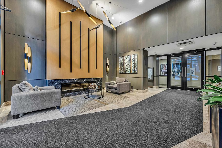 404 2632 Library Lane North Vancouver, BC - 34