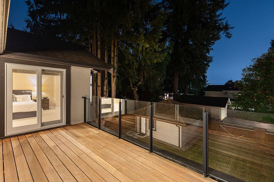 839 W 20th Street North Vancouver, BC - 23