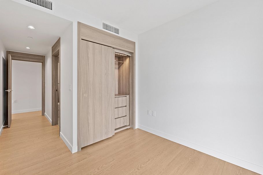 684 87 Nelson Street Vancouver, BC - 17