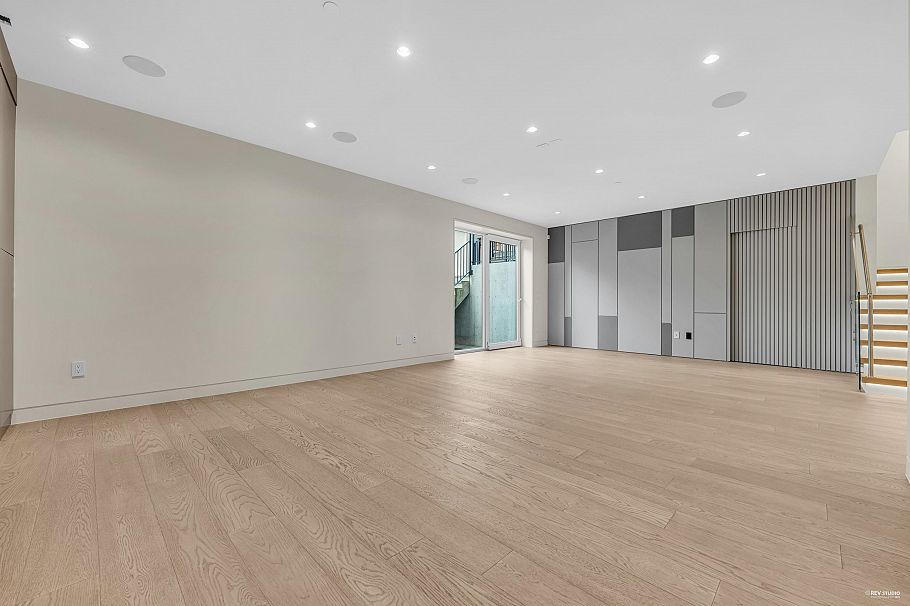 4465 Wallace Street Vancouver, BC - 30