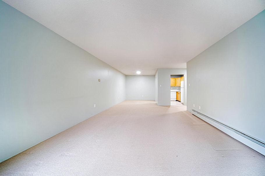 320 1385 Draycott Road North Vancouver, BC - 9