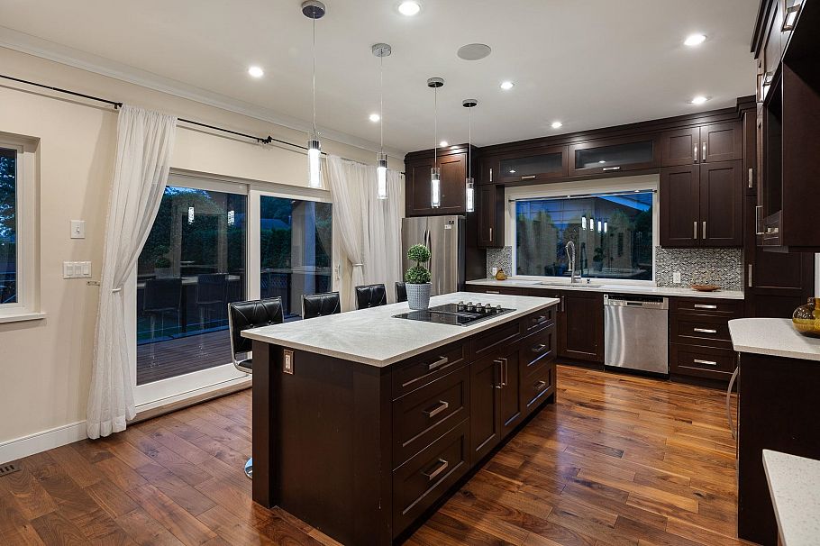 839 W 20th Street North Vancouver, BC - 13