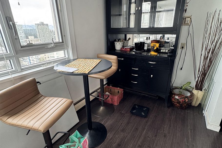 2003 1850 Comox Street Vancouver, BC - 4