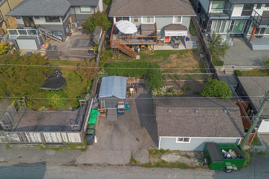 843 Whitchurch Street North Vancouver, BC - 33