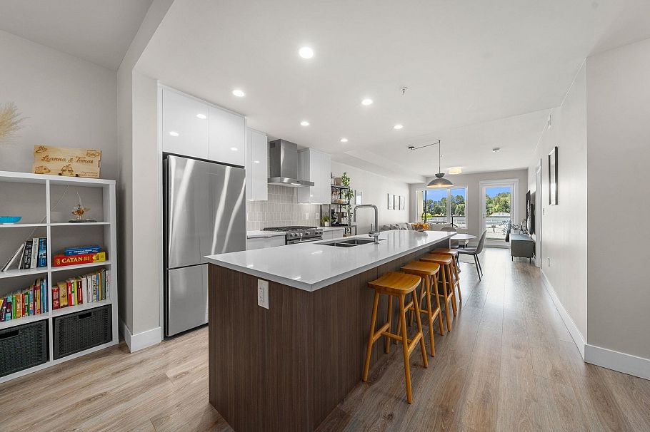 302 1496 Charlotte Road North Vancouver, BC - 7