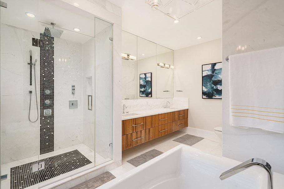 2820 W 32nd Avenue Vancouver, BC - 21