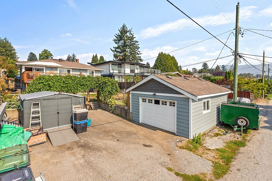 843 Whitchurch Street North Vancouver, BC - 29